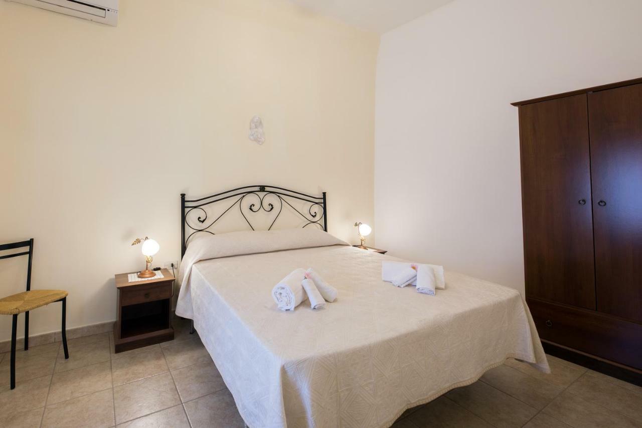 Antico Rifugio Bed and Breakfast Carovigno Eksteriør billede